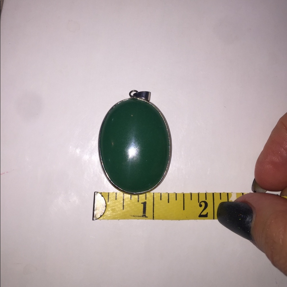 JADE PENDANT 🍀 - Picture 3 of 8